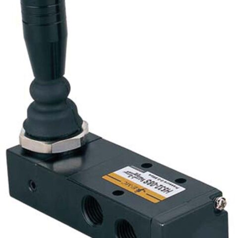5/3 Lever / Lever / Lever - Detented - Centres Closed